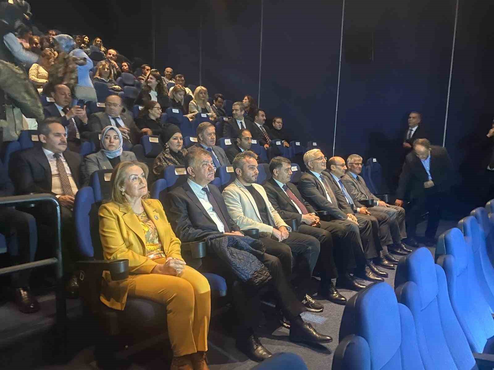 Ankara Valisi Şahin: "Hind Rajab olayı her gün yaşanıyor" 5 ankara valisi sahin hind rajab olayi her gun yasaniyor 1 FRBSEJtK