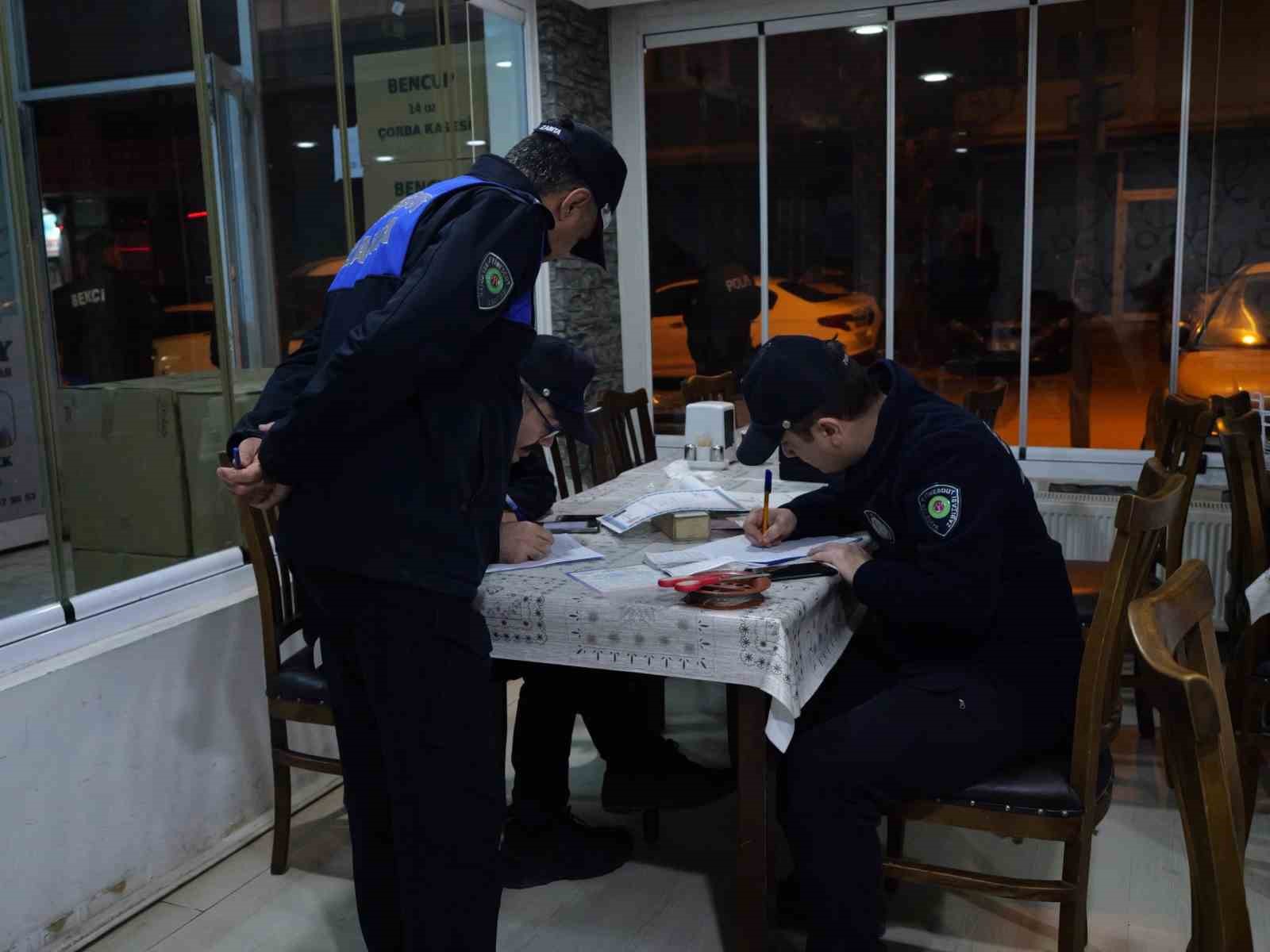 ankarada 154 iscinin yemek yedigi firma muhurlendi 1 4H6YSLCl