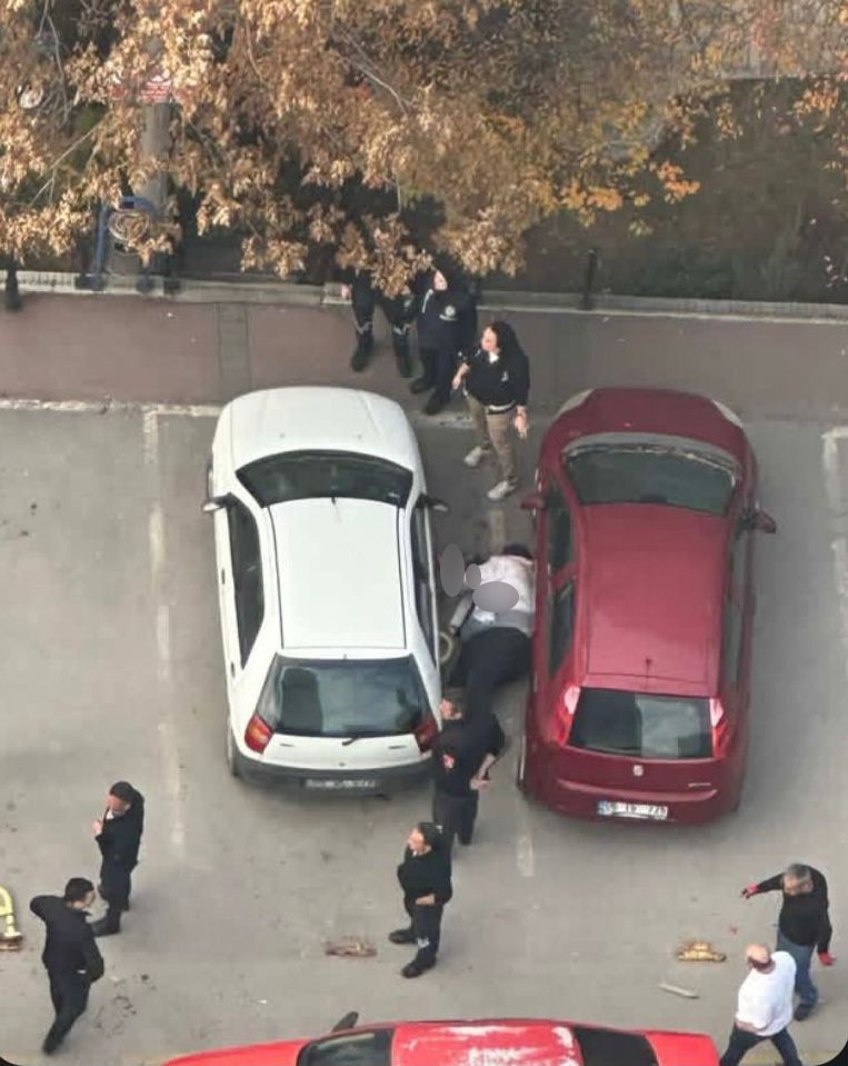 ankarada adliye cikisi bicakli kavga 3u agir 5 yarali 2 7OHsVwby