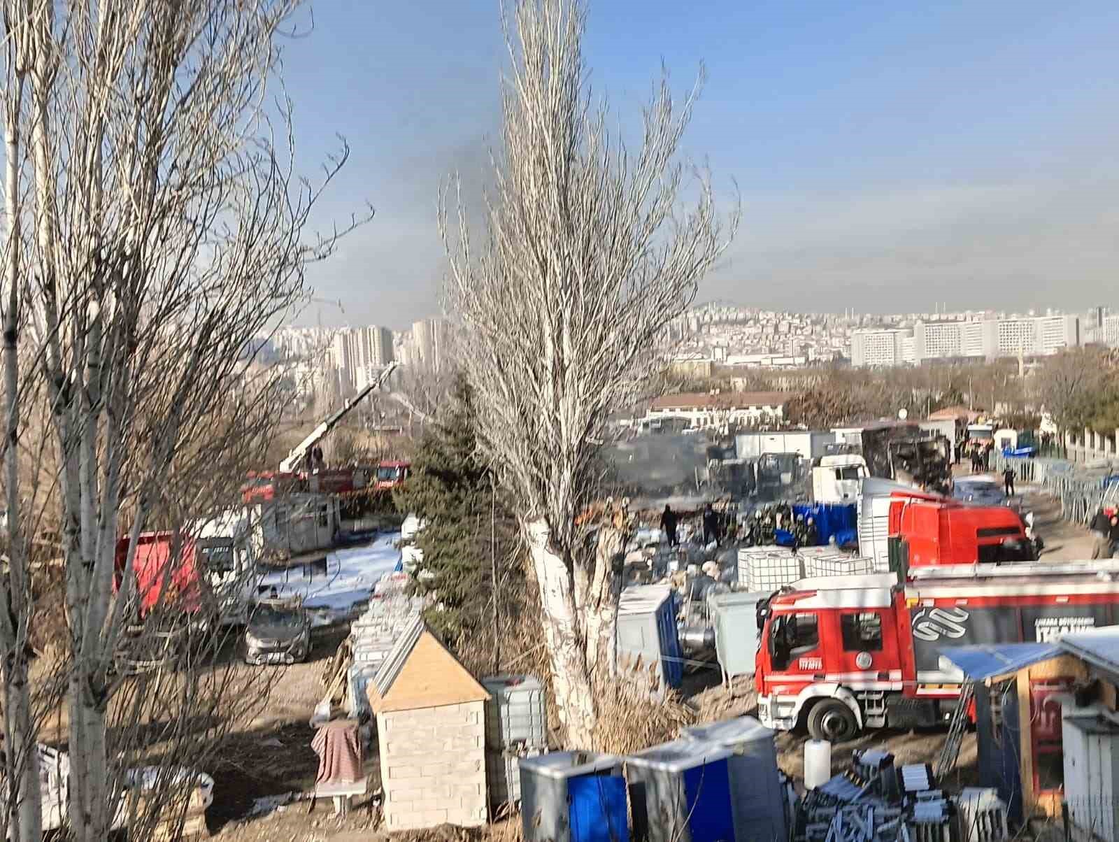 ankarada alkol yuklu tirlar alev aldi 0 n4pRZXga