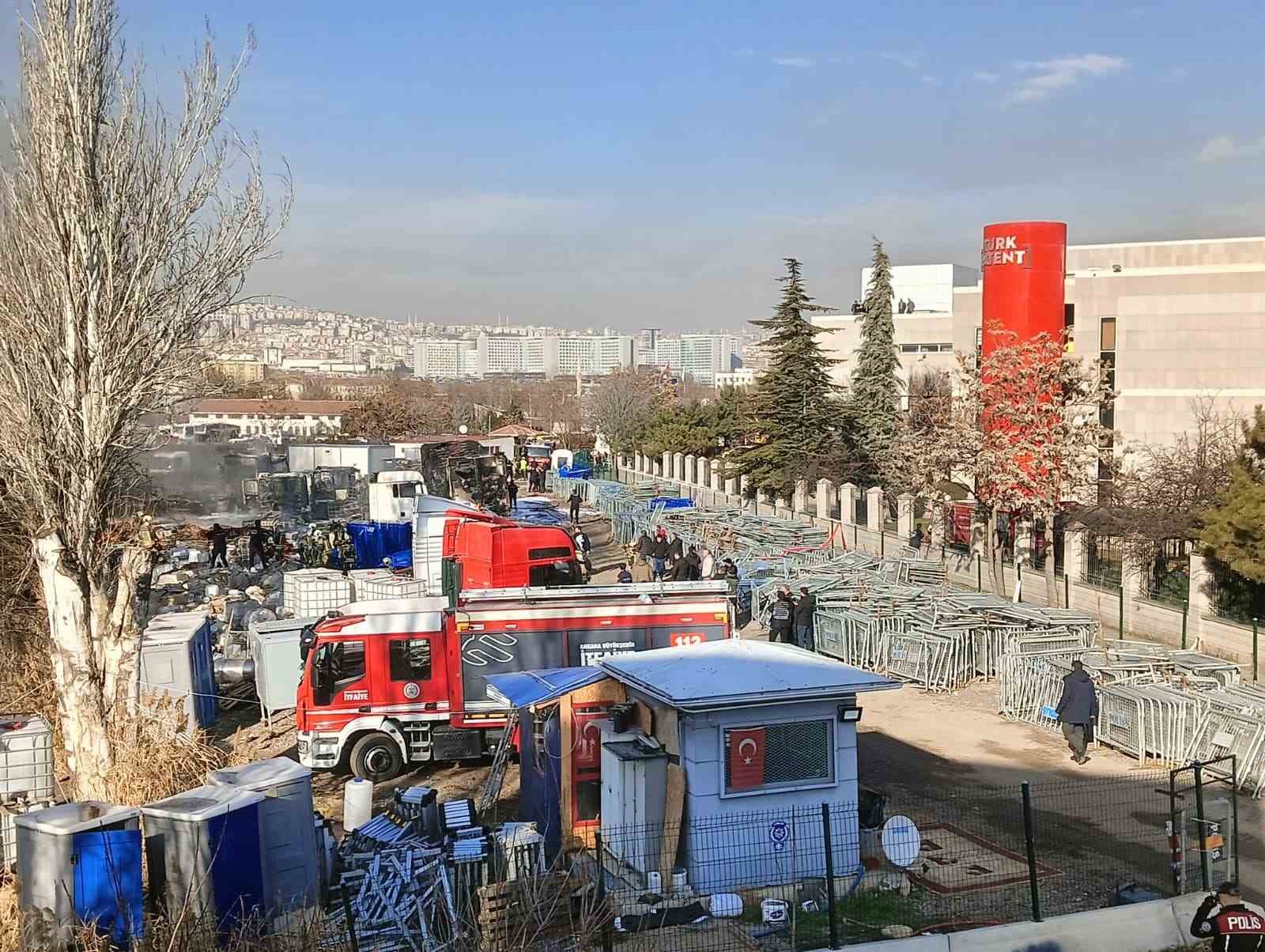 ankarada alkol yuklu tirlar alev aldi 1 F3CbpReV