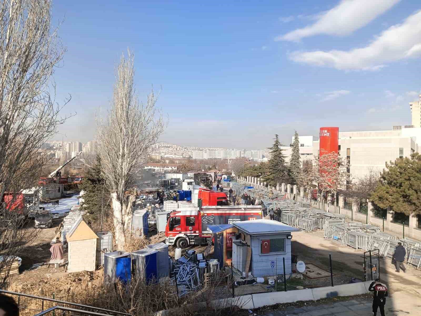 ankarada alkol yuklu tirlar alev aldi 3 L8y8AYhs