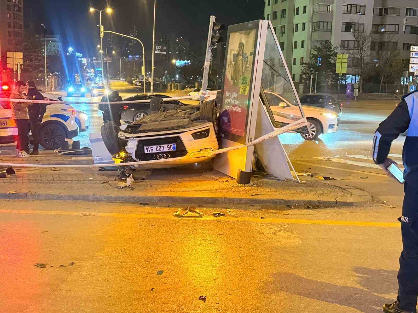 ankarada aracla motosiklet carpisti 4 yarali 1 ARCLrH7E