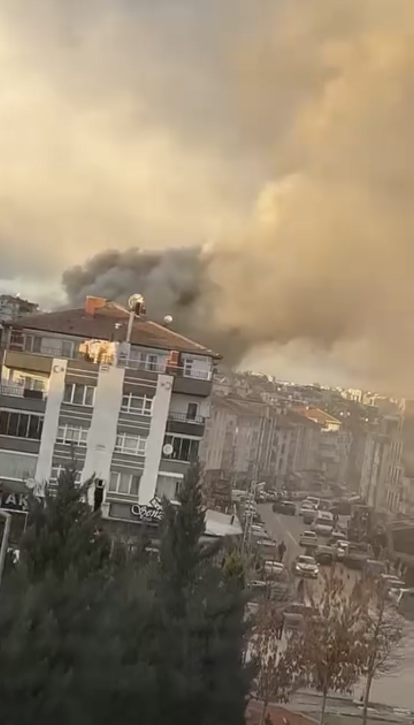 ankarada binanin catisi alev alev yandi 2