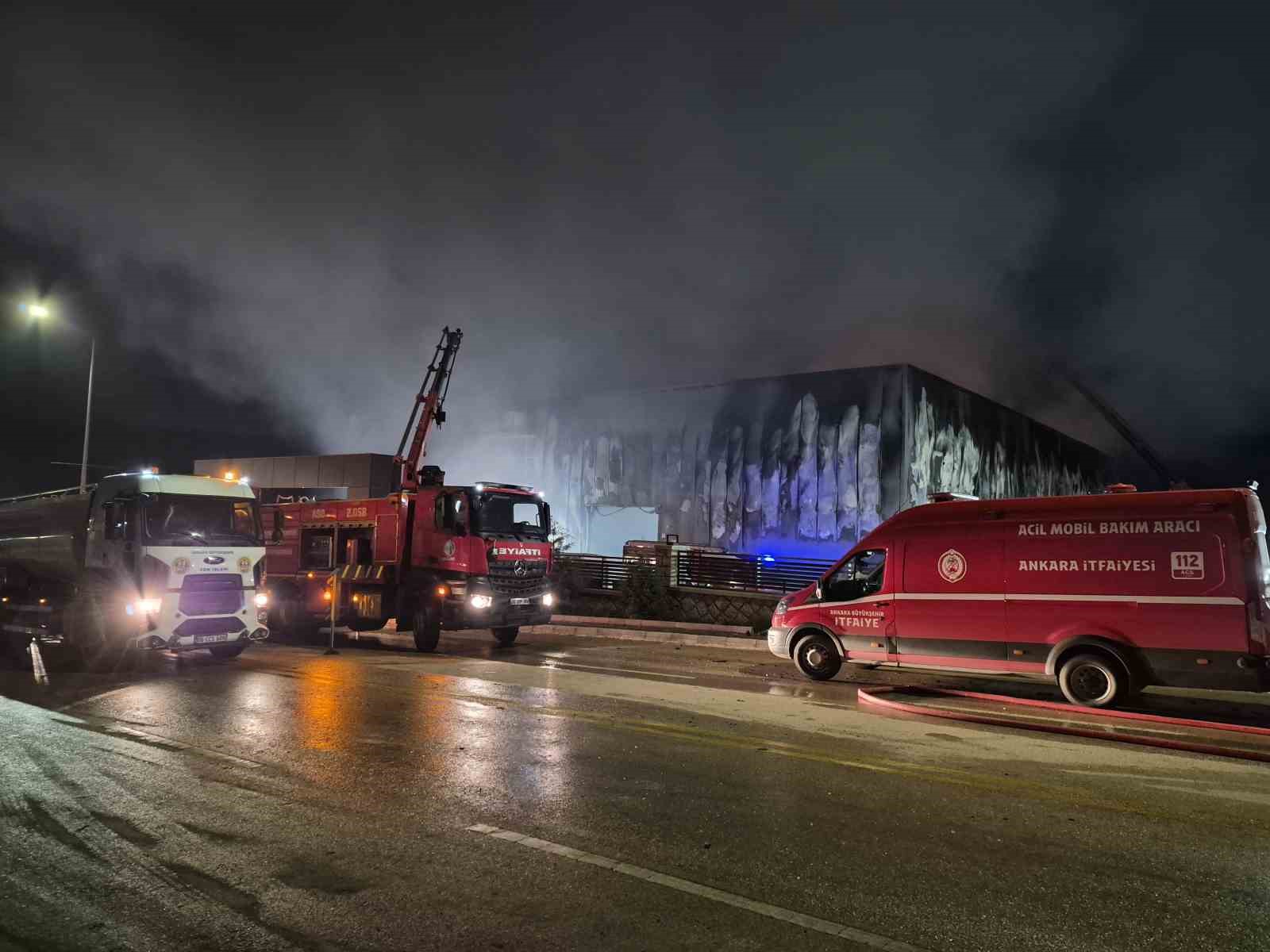 ankarada bir ilac fabrikasi cikan yangin sonrasi kullanilamaz hale geldi 21 7b7qbOtM