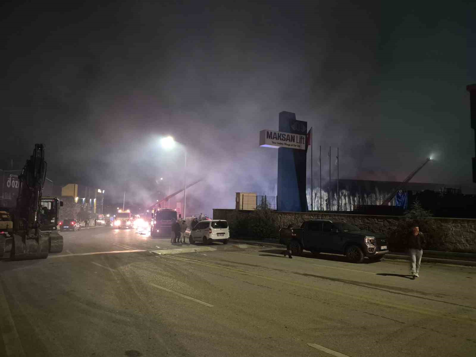 ankarada bir ilac fabrikasi cikan yangin sonrasi kullanilamaz hale geldi 7 yGDkgmcb