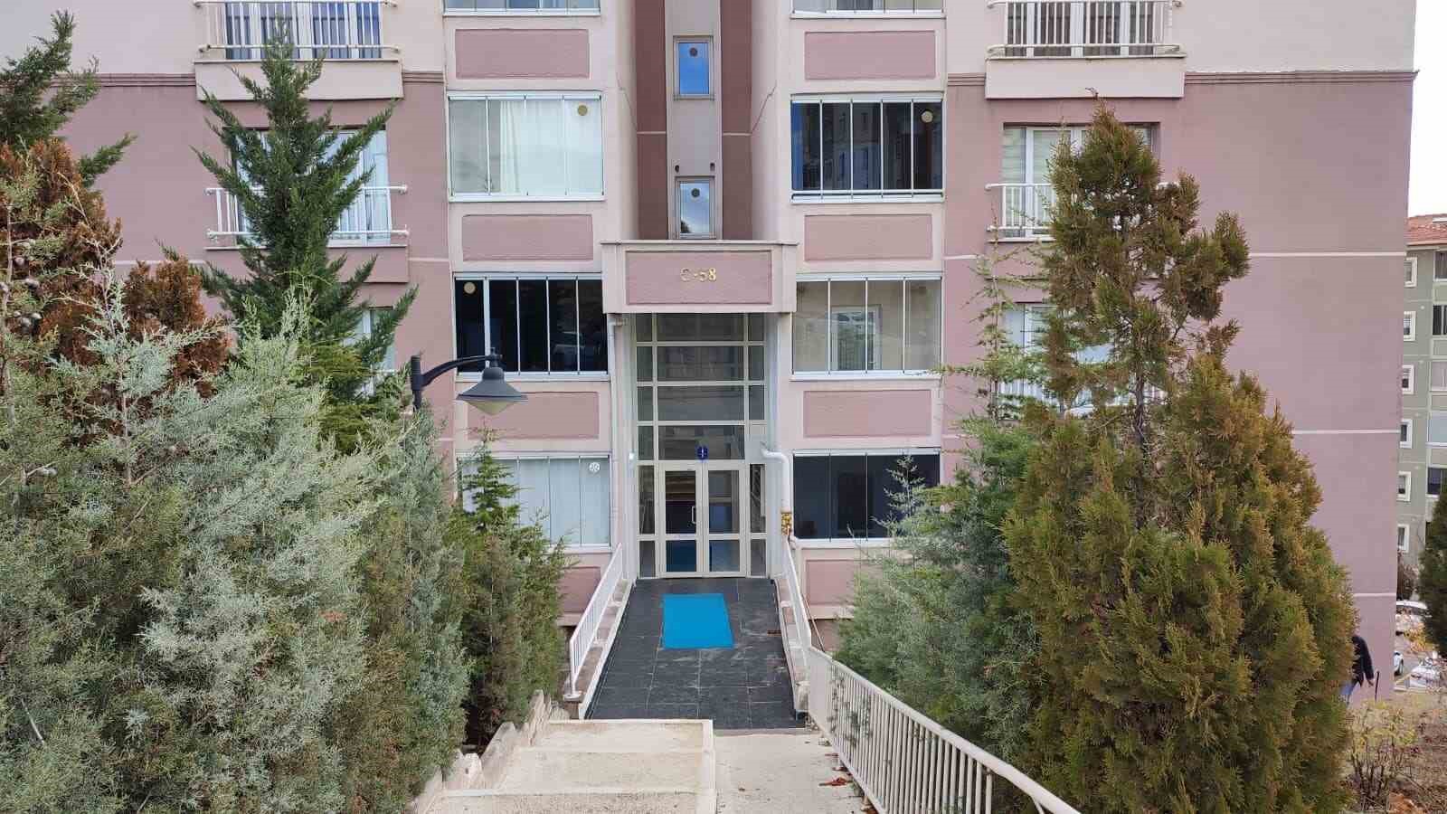 ankarada cocuklarina pitbull saldiran acili baba isyan etti bu kiz hakkinda 12 tane sikayet PmKfZewN
