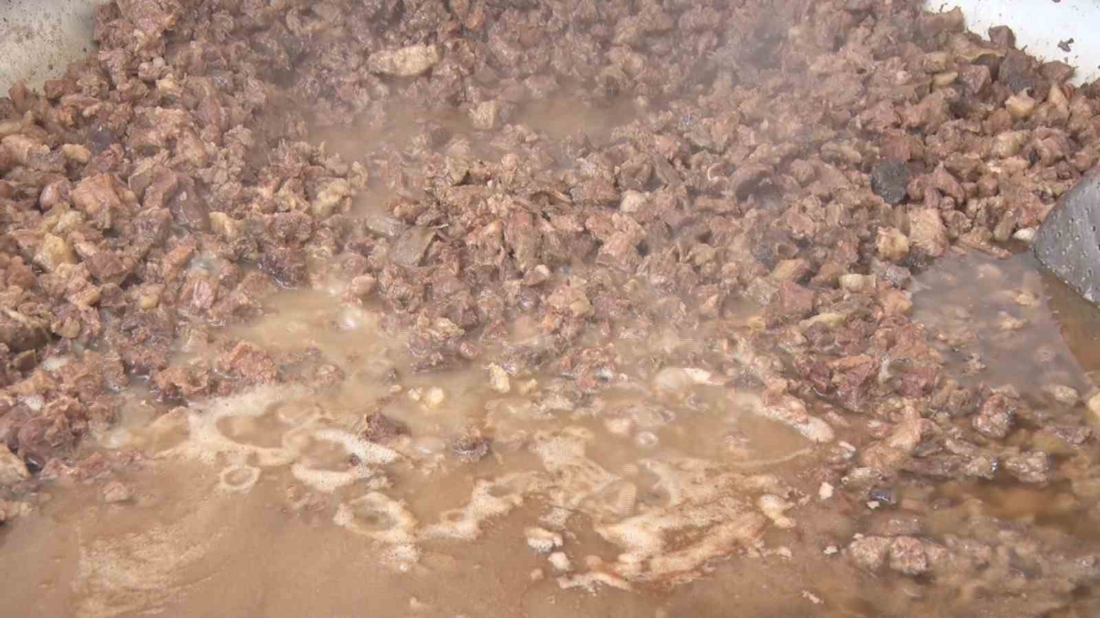 ankarada duzenlenen kavurma yeme yarismasi renkli goruntulere sahne oldu 1 HO18kEIp