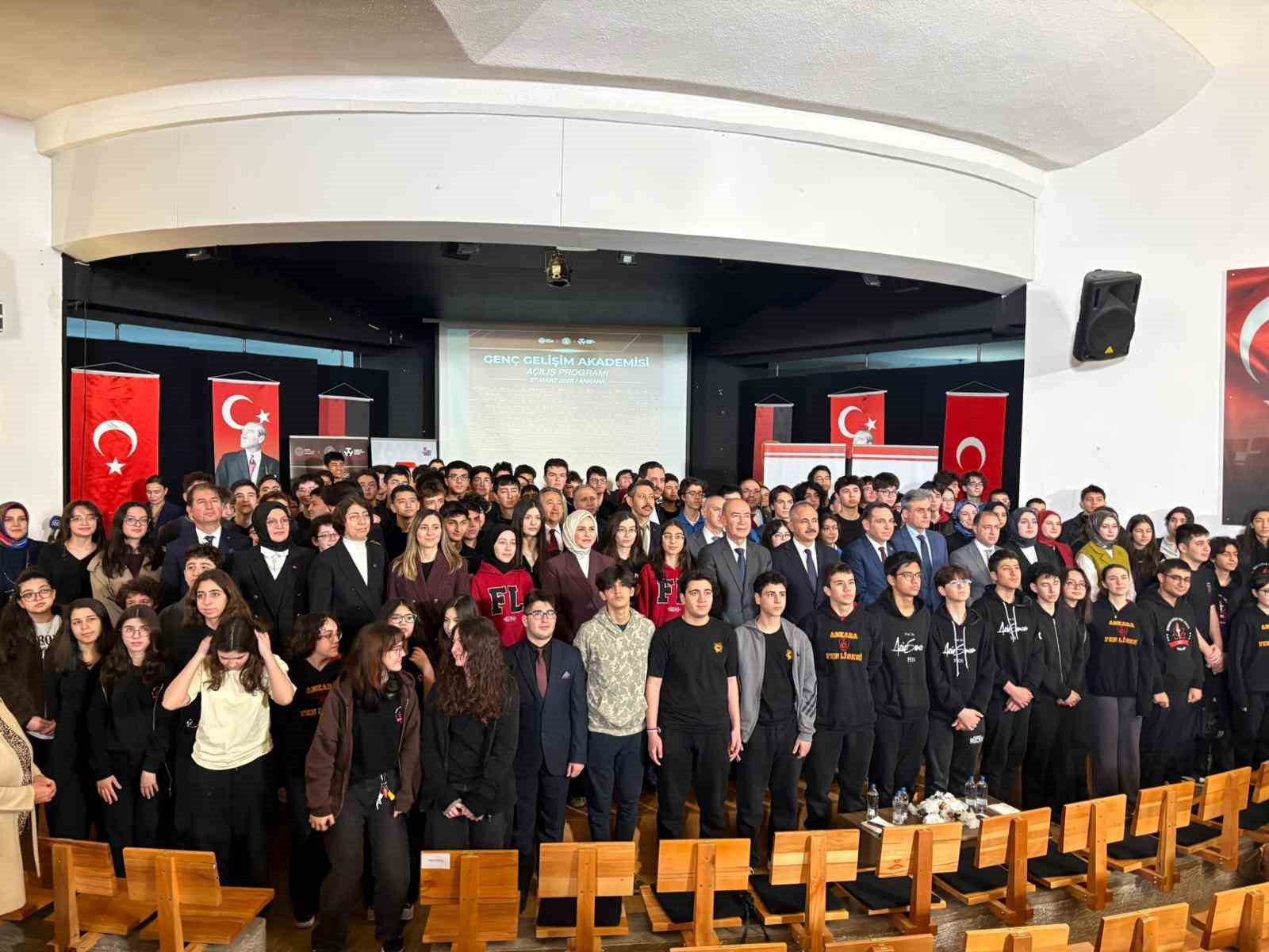ankarada genc gelisim akademisi programi basliyor 1 QPCttmXP