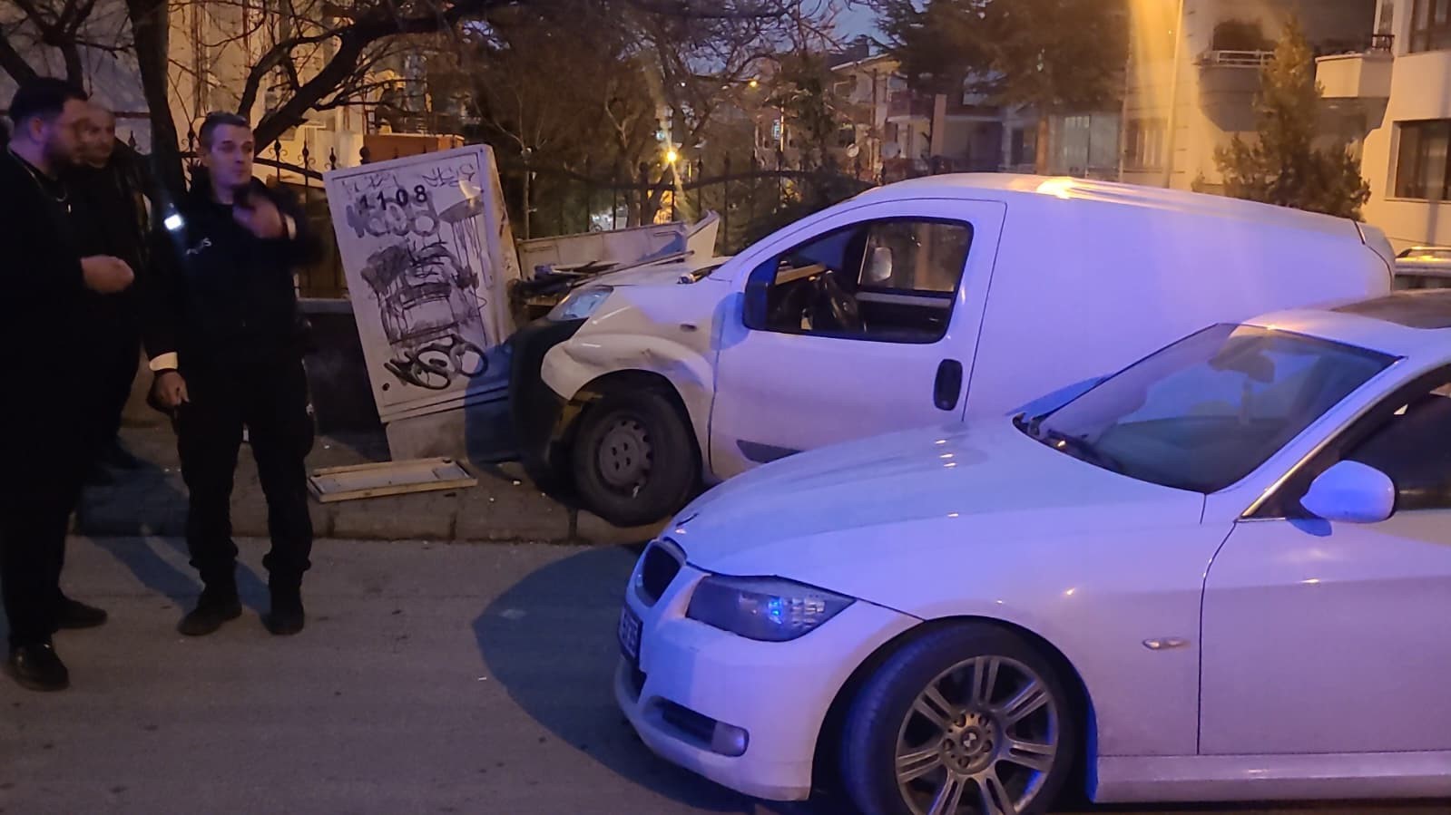 ankarada iki arac kafa kafaya carpisti 1 yarali 3 1FRh3amt