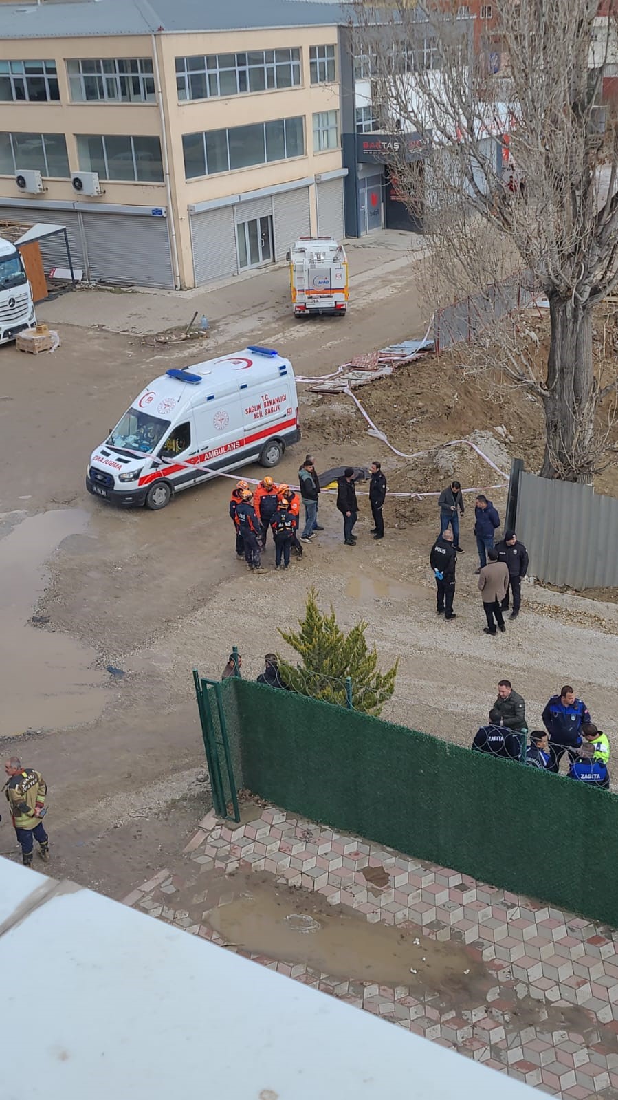 ankarada insaat alaninda gocuk altinda kalan isci hayatini kaybetti 6 Bnu5bpQq