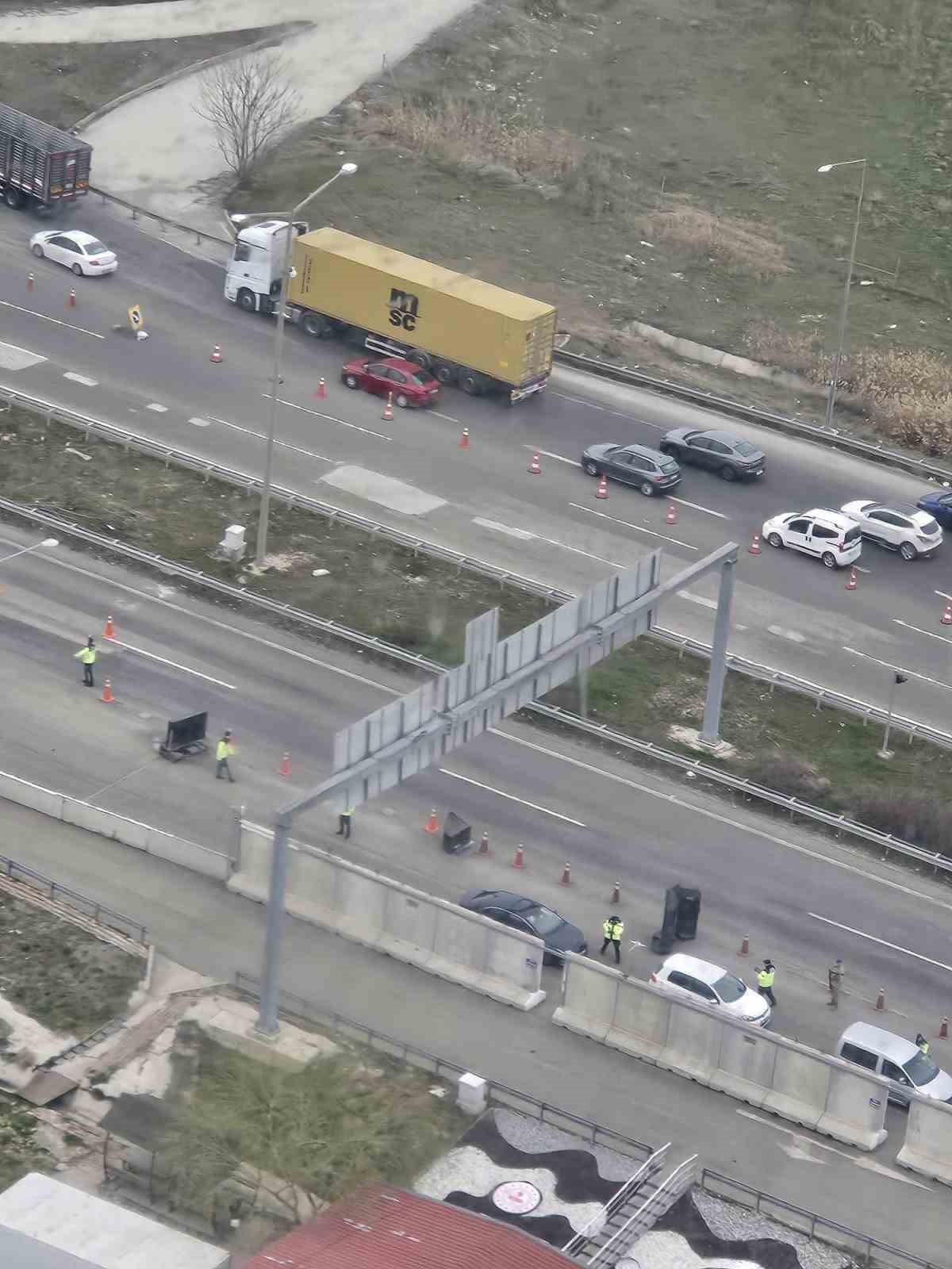 ankarada jandarmadan bayram oncesi helikopterli trafik denetimi 6 fwNjPU2d