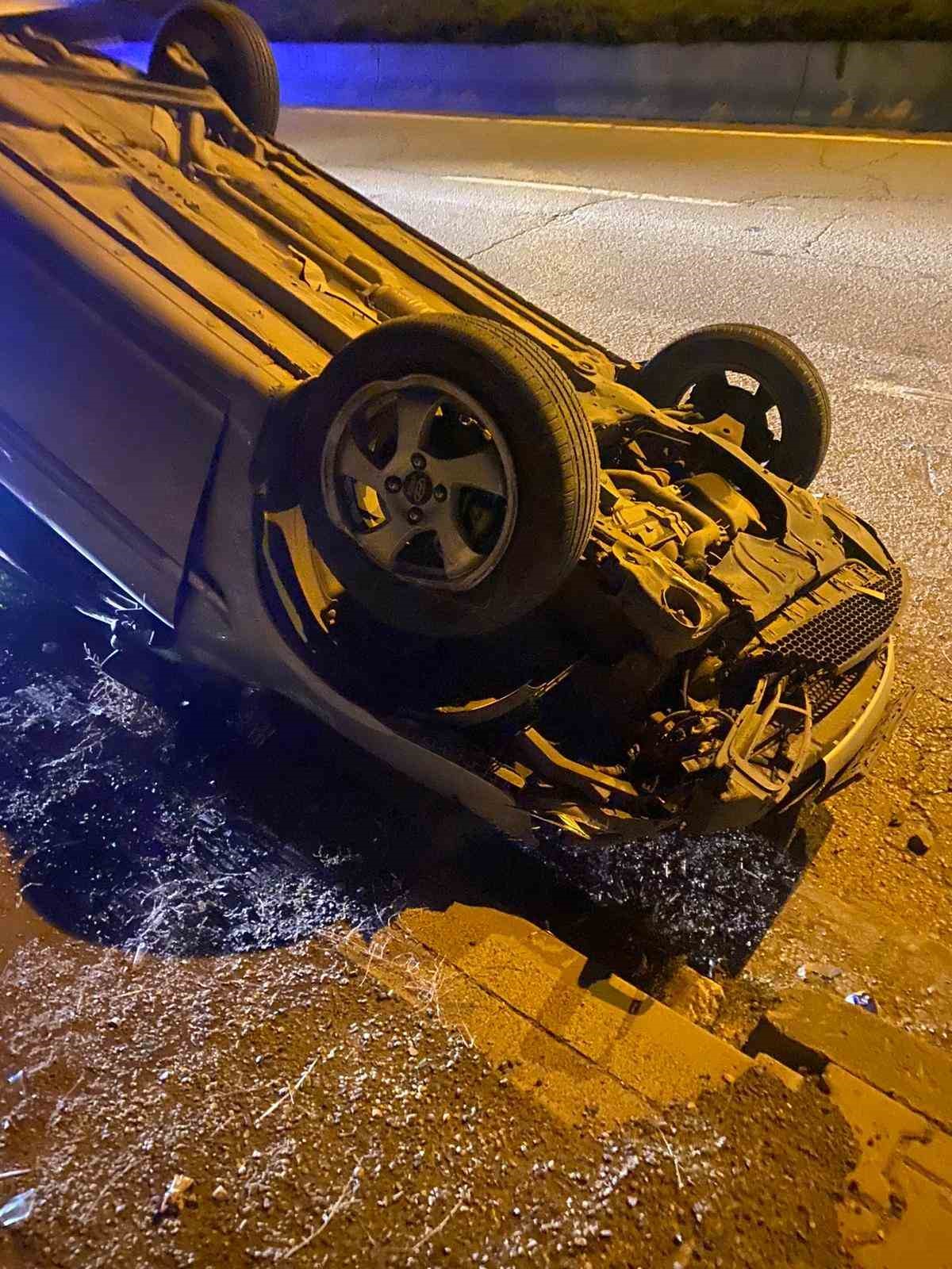 ankarada kaldirima carpan arac devrildi 4 yarali 2 LSIBjVZw