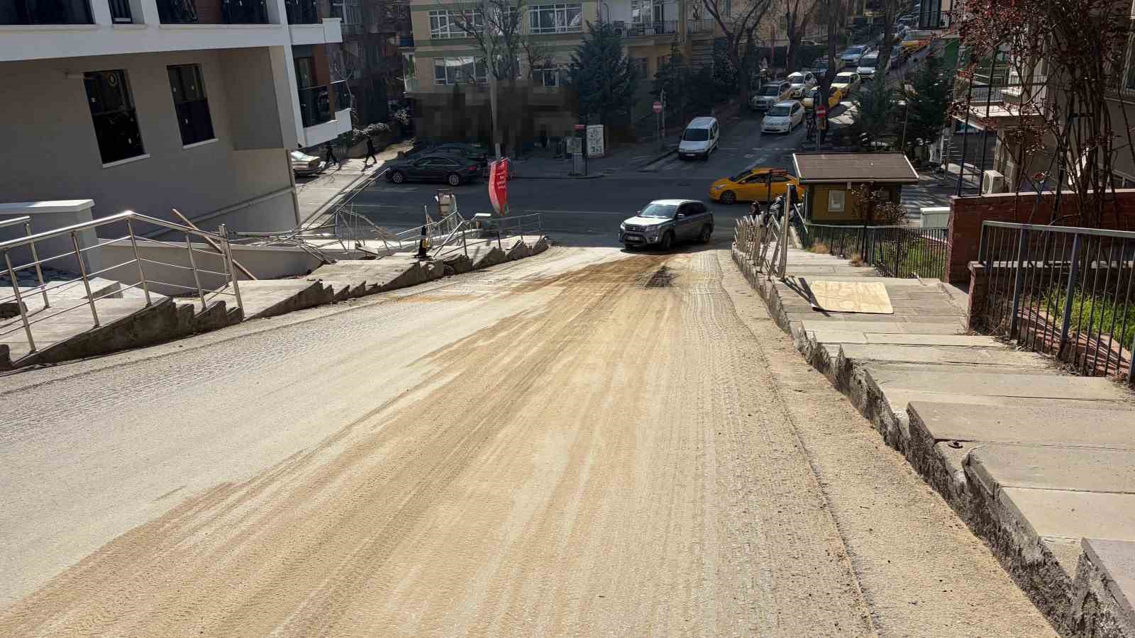ankarada kamyonet devrildi 1 yarali 6 SFHubpe9