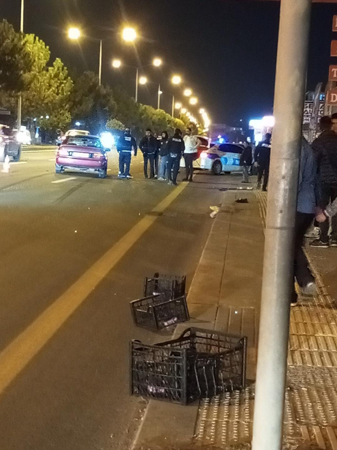 ankarada karsidan karsiya gecerken aracin carptigi yaya yaralandi 1 svKfKffm