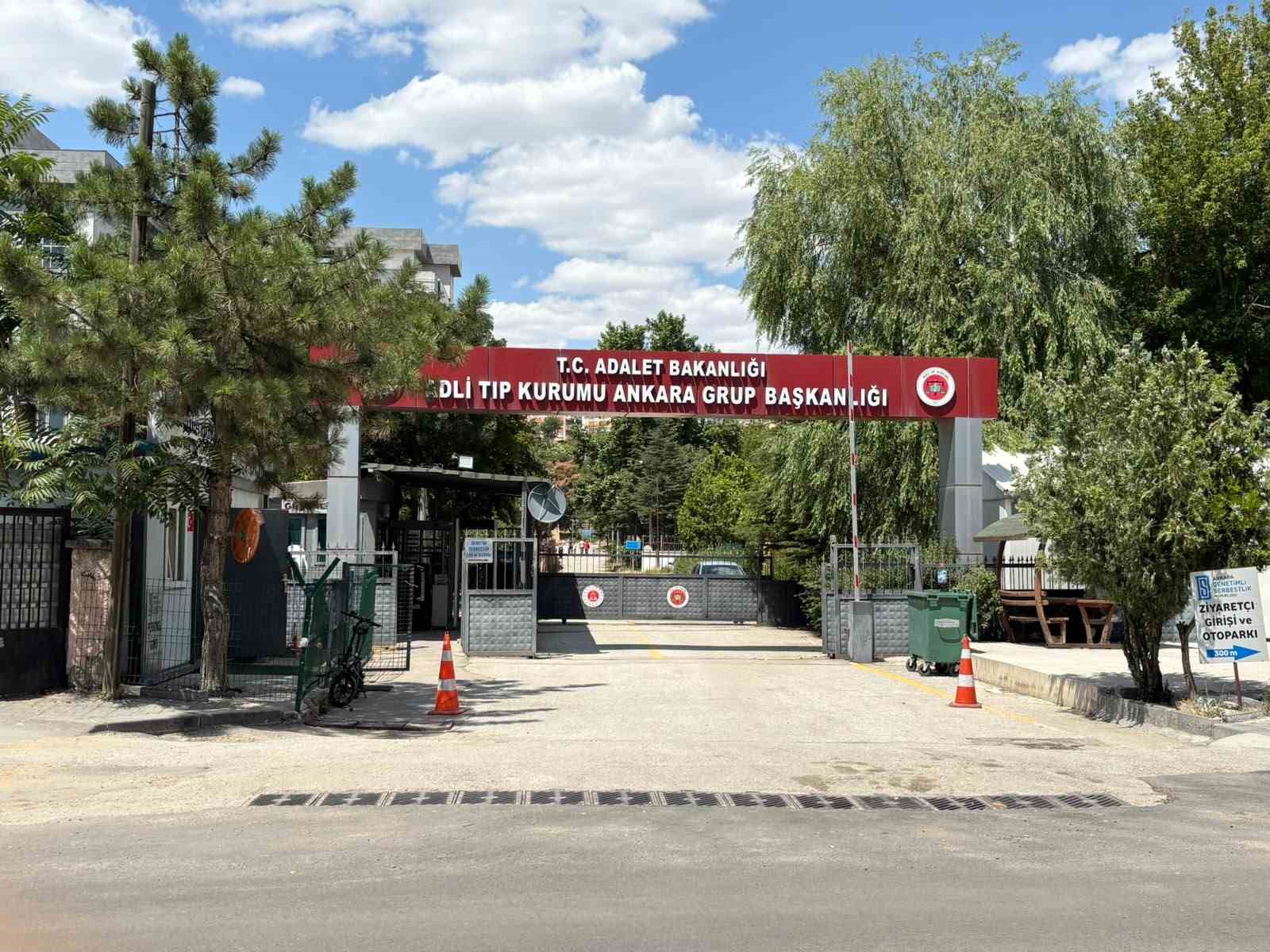 ankarada kayinpederi ve kayinvalidesini olduren supheli ile birlikte 2 kisi adliyeye sevk edildi 2 qZICHyYq