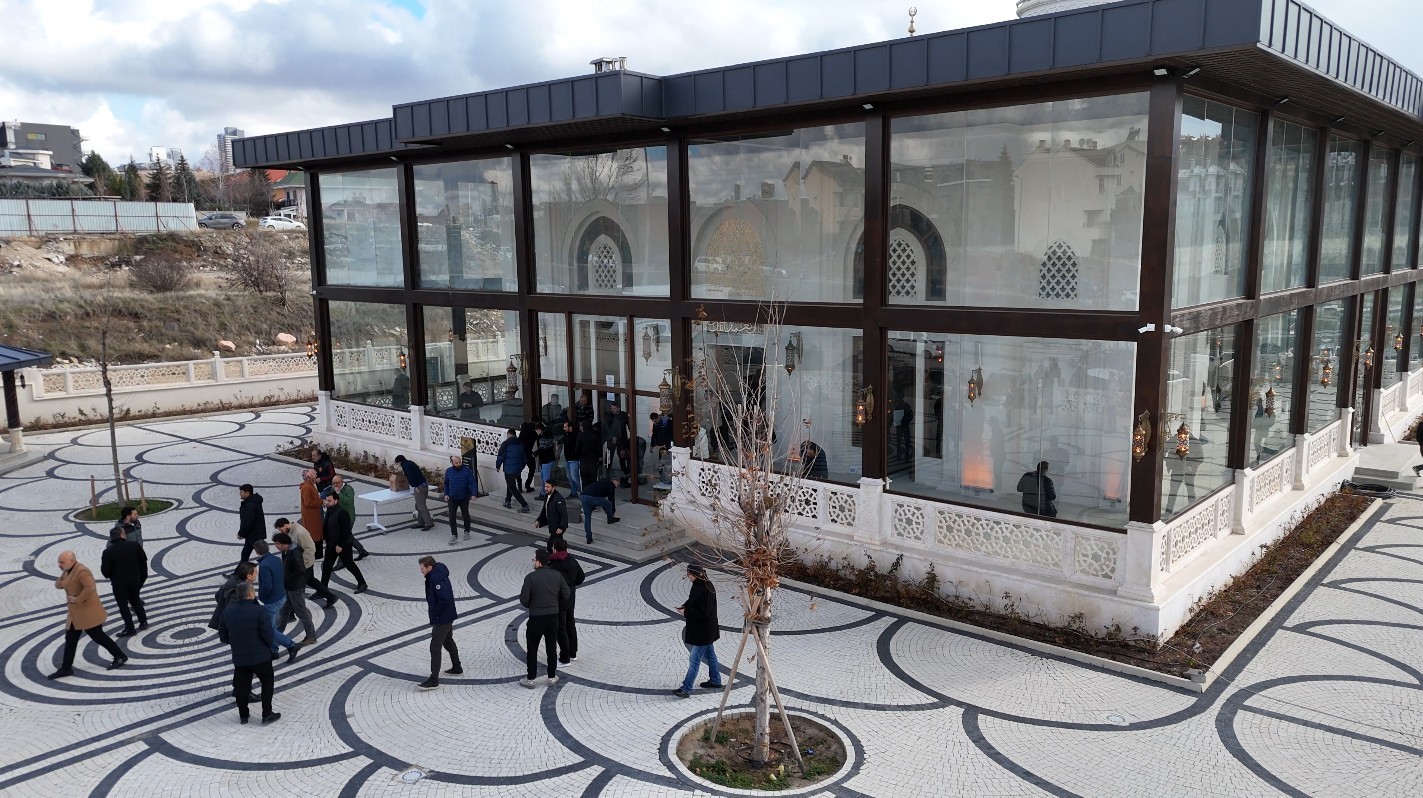 Ankara’da kendi kendine yeten cami modeli: Güneş enerjisiyle tüm giderler karşılanıyor 5 ankarada kendi kendine yeten cami modeli gunes enerjisiyle tum giderler karsilaniyor 1 zgwMXCNA