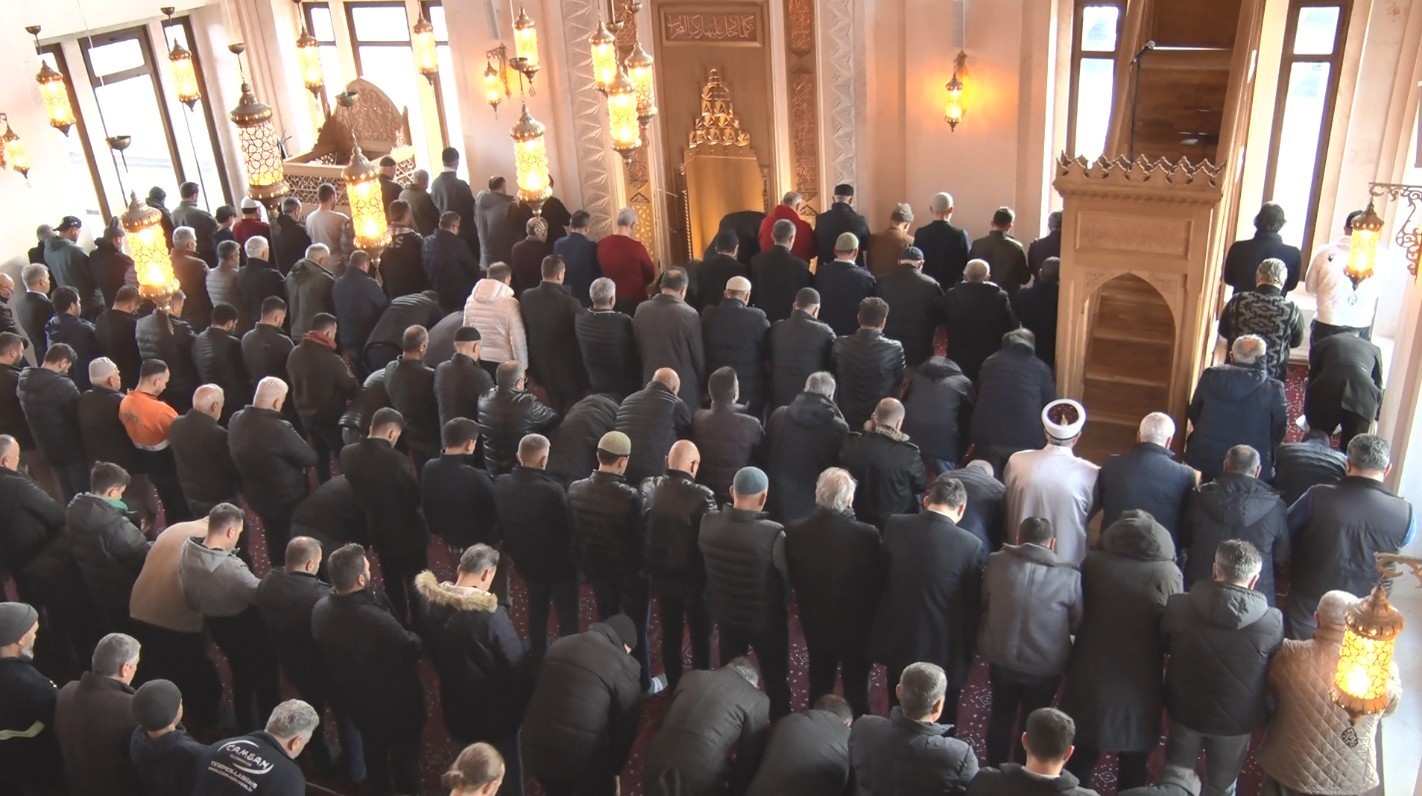 Ankara’da kendi kendine yeten cami modeli: Güneş enerjisiyle tüm giderler karşılanıyor 7 ankarada kendi kendine yeten cami modeli gunes enerjisiyle tum giderler karsilaniyor 3 lJIWkhRE