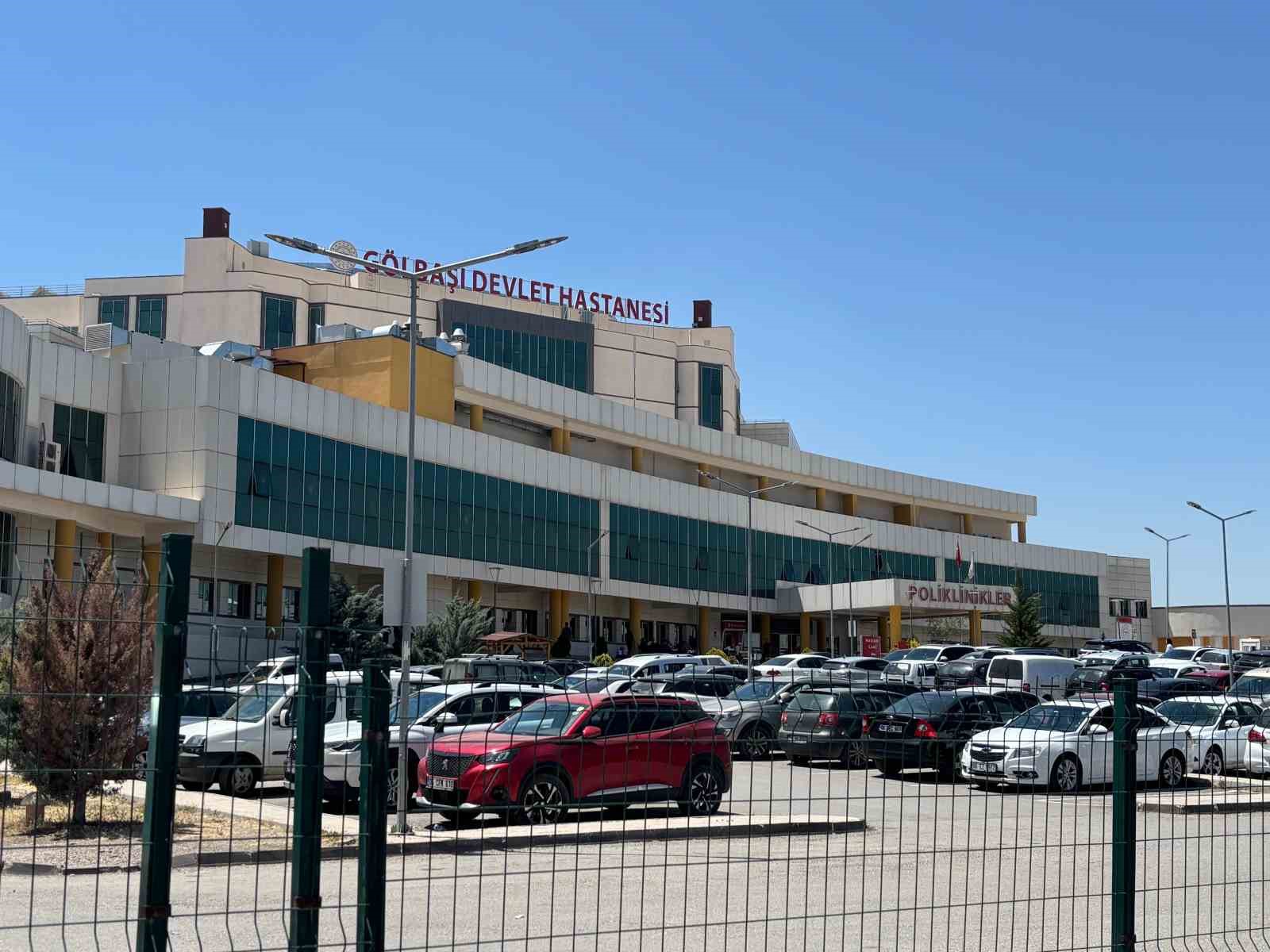 Ankara’da komşusunun arazisine sıçrayan anız yangınını söndürmeye çalışan yaşlı adam hayatını kaybetti 5 ankarada komsusunun arazisine sicrayan aniz yanginini sondurmeye calisan yasli adam hayatini kaybetti 1 9dyar8Vs
