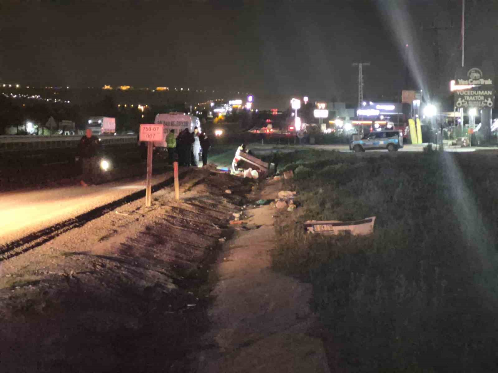 Ankara’da kontrolü kaybeden araç takla attı: 1 ölü, 2 yaralı 8 ankarada kontrolu kaybeden arac takla atti 1 olu 2 yarali 4 geaPGbhh