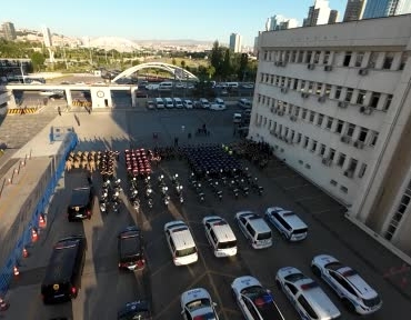 ankarada-nato-tedbirleri-kapsamindaki-guvenlik-uygulamalarinda-aranan-4-binden-fazla-sahis-yakalandi-3adqtqtm.jpg