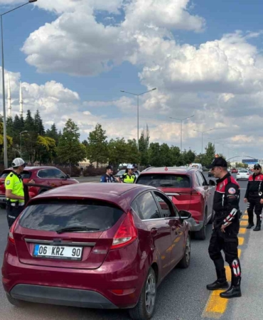 ankarada-nato-zirvesi-kapsaminda-asayis-ve-trafik-denetimleri-tum-hiziyla-devam-ediyor-QO9YmmA4.jpg