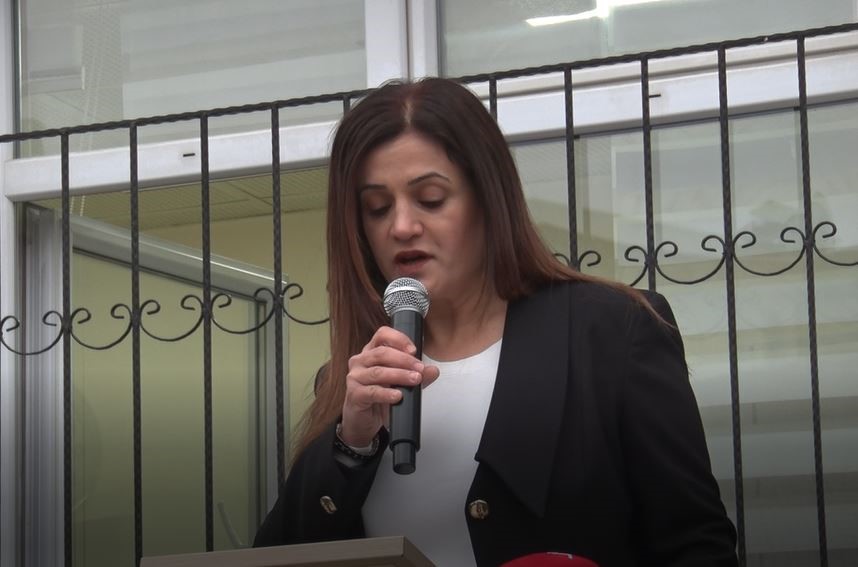 ankarada ogrencilerden 6 subat depreminde hayatini kaybedenler icin saygi durusu 0 eIgsG1cE