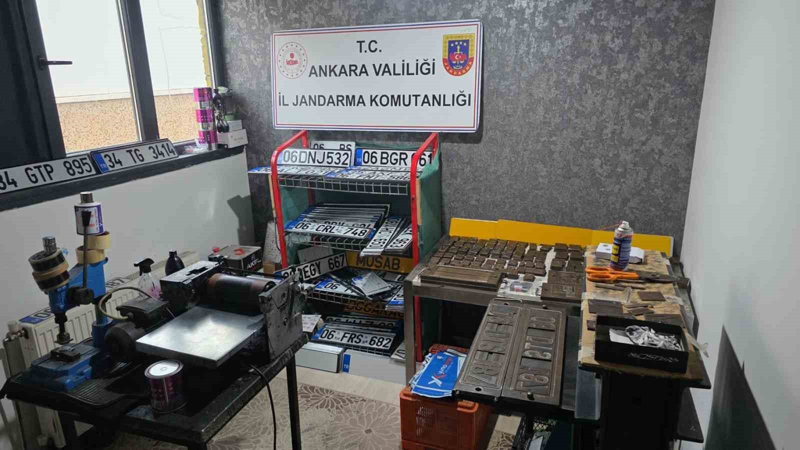 ankarada resmi belgede sahtecilik yapan sahis gozaltina alindi 1 ieyiIpGh
