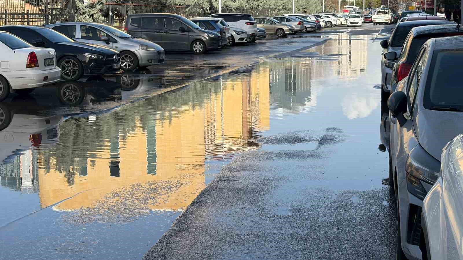 ankarada saganak etkili oldu caddeler ve sokaklar gole dondu 1 1DN4GStO