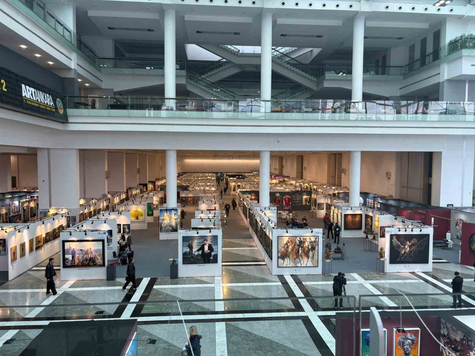 ankarada sanat bulusmasi artankara kapilarini acti 1 YFs4KwwB