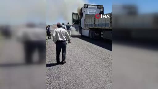 ankarada-seyir-halindeki-tir-alev-aldi-pn9NQACN.jpg