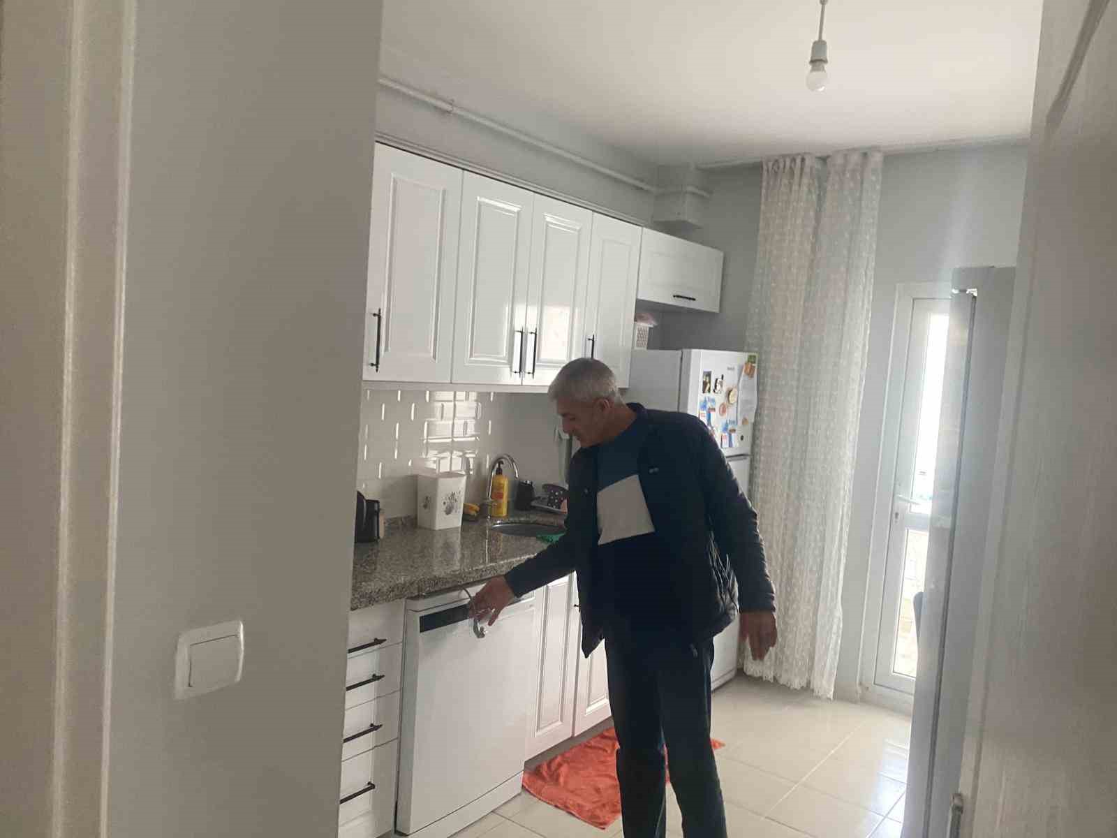 ankarada sik sik kesilen su vatandaslari cileden cikardi 1 e6aGVJS9