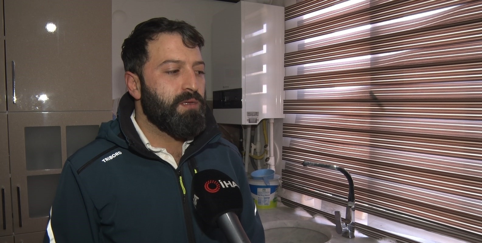 ankarada su isyani kesinti bitmiyor akan su camur gibi 4 DYLI95iP
