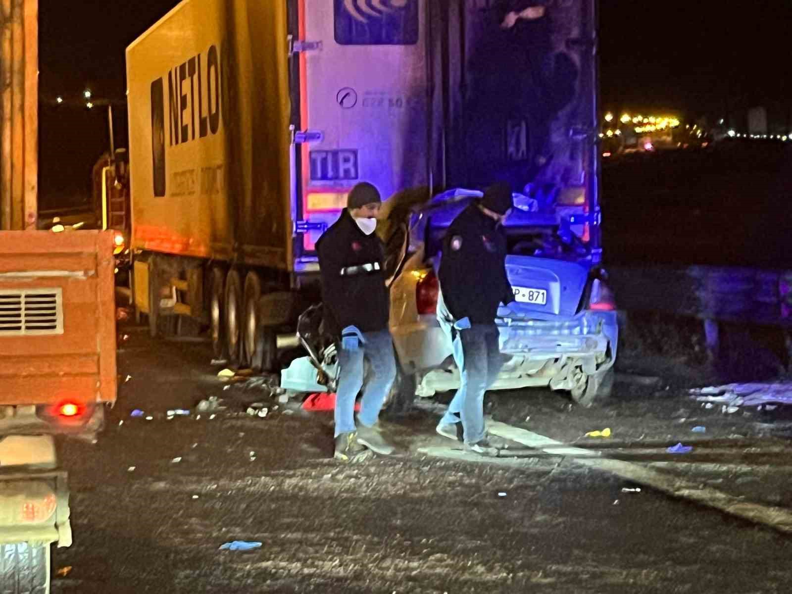 ankarada tira carpan aracin surucusu hayatini kaybetti 1 8CrNvQ6Q