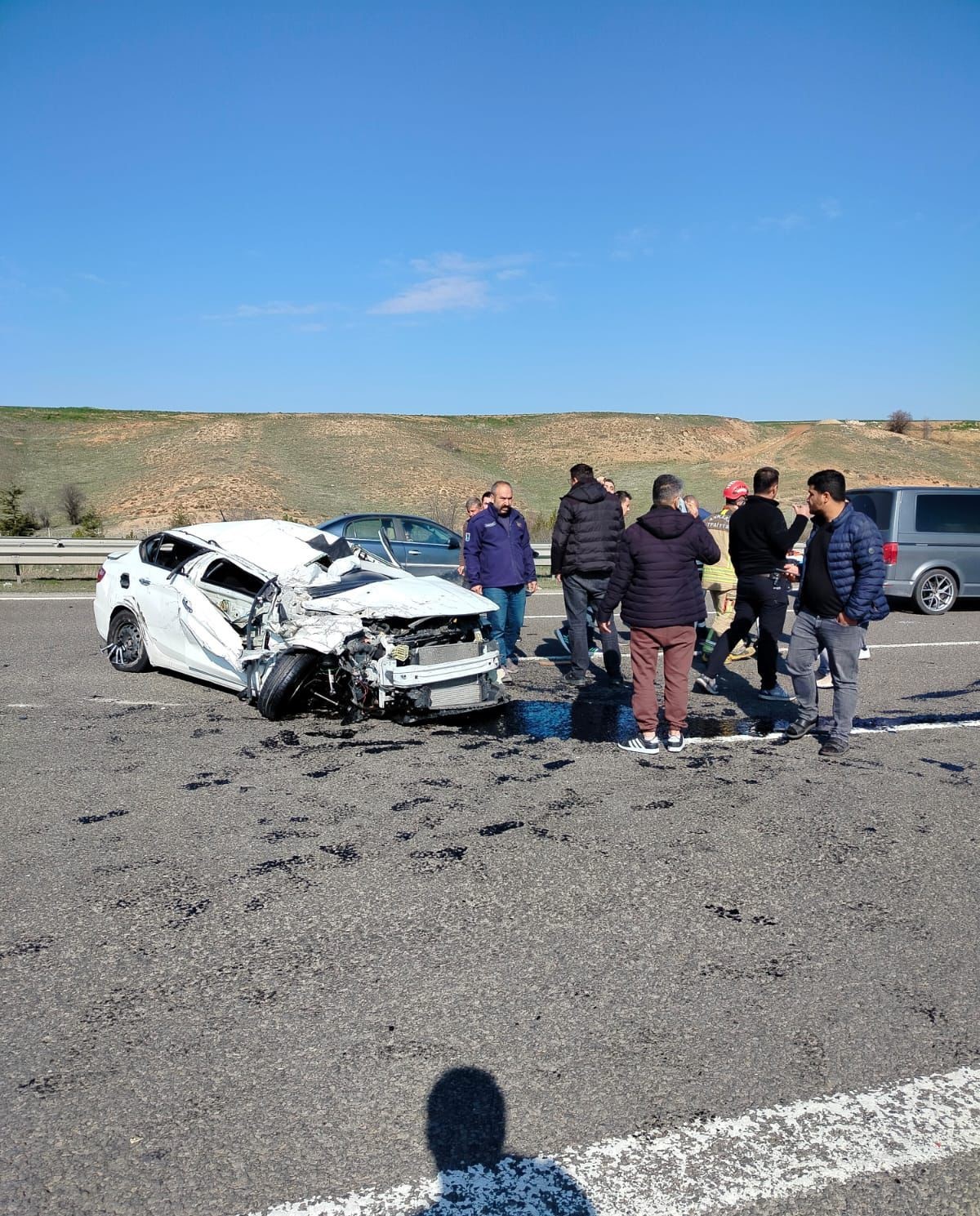 ankarada tira carpan otomobil taklalar atarak durabildi 1 agir yarali 1 T3KT1LhI