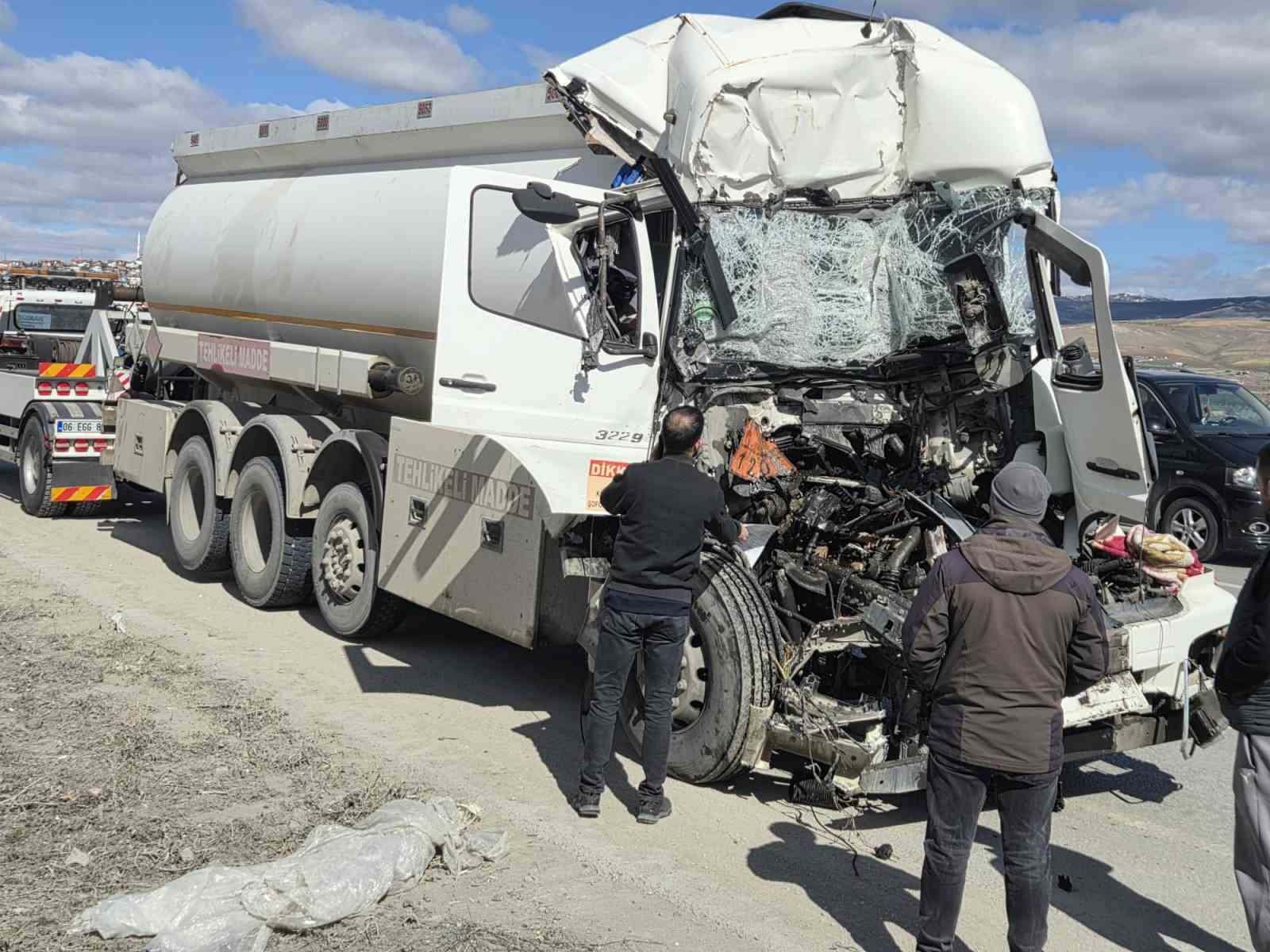 ankarada tira carpan tanker soforu hayatini kaybetti 4 uSkUX1TZ