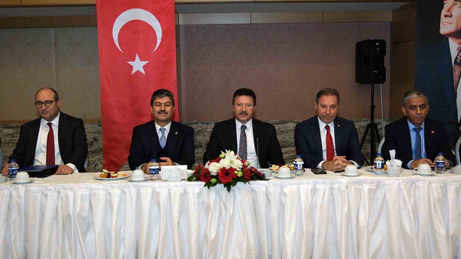 ankarada tsof genel baskani yiginer onculugunde esnaf zirvesi 2 yzywwtby