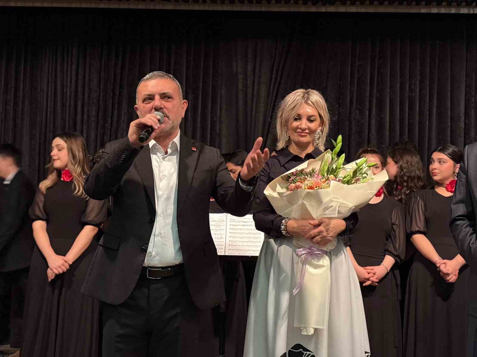 ankarada turk sanat muzigi konserine yogun ilgi 2 vMUSSOJP