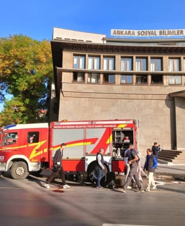 ankarada-universitede-duman-sizintisindan-etkilenen-6-kisi-hastaneye-kaldirildi-7jqH4Ajq.jpg