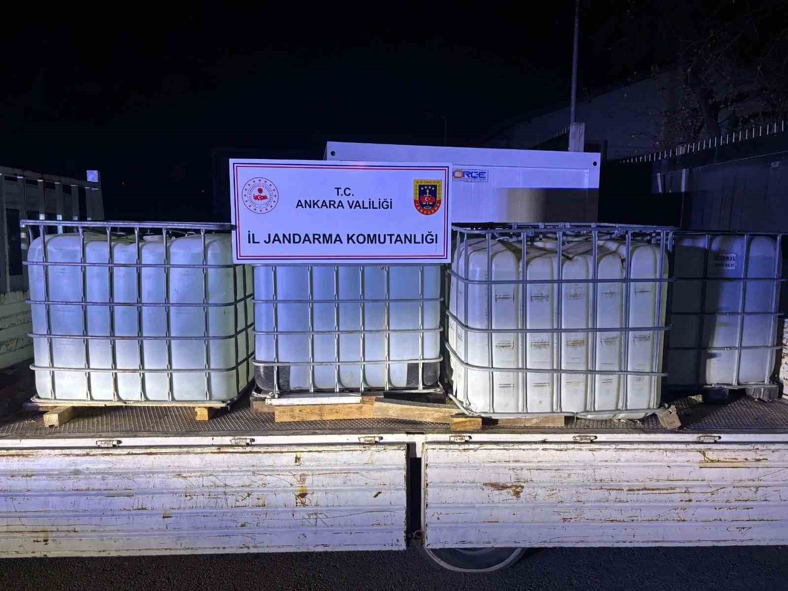 ankarada yasa disi etil alkol ticareti yapan 2 kisi gozaltina alindi 0 M987UVWS