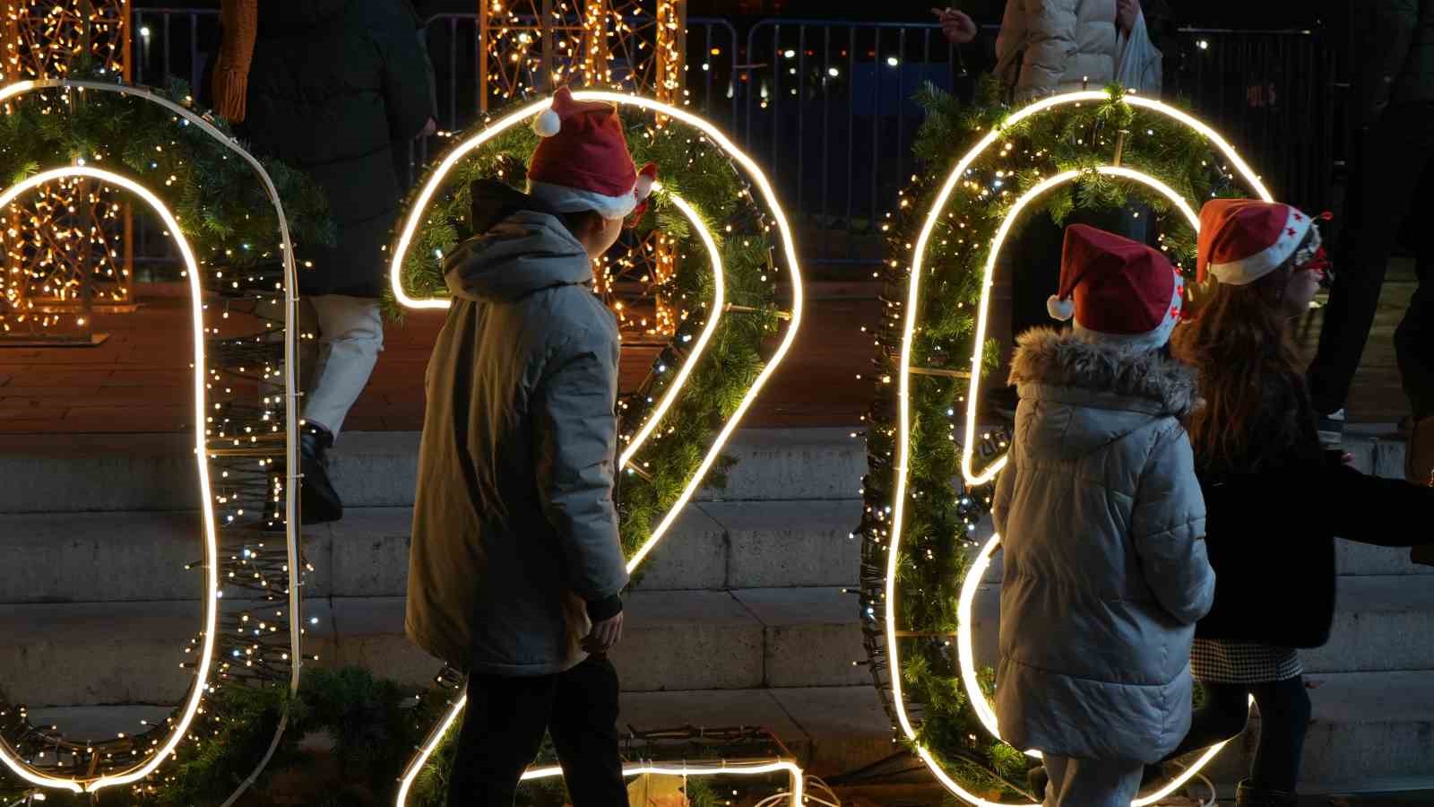 ankarada yeni yil coskuyla karsilandi 5 b55gBj3B