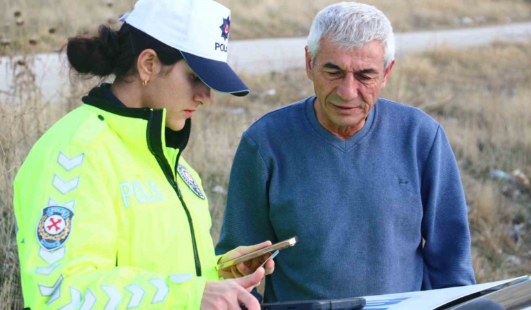 ankarada-zorunlu-kis-lastigi-denetimi-6f48pyYN.jpg