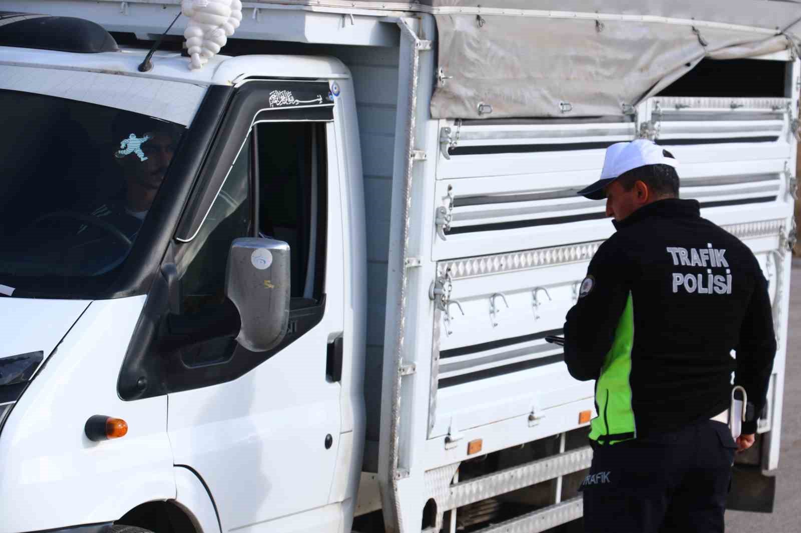 ankarada zorunlu kis lastigi denetimi 7 KVyz5QVs