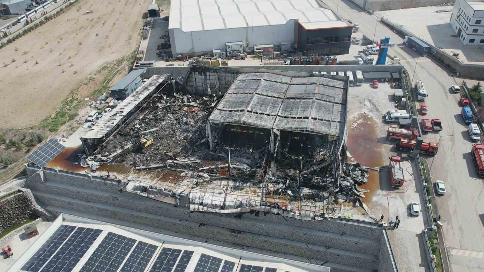 ankaradaki fabrika yangininin neden oldugu hasar gun aydinlaninca ortaya cikti 2 Yus4Sv4P