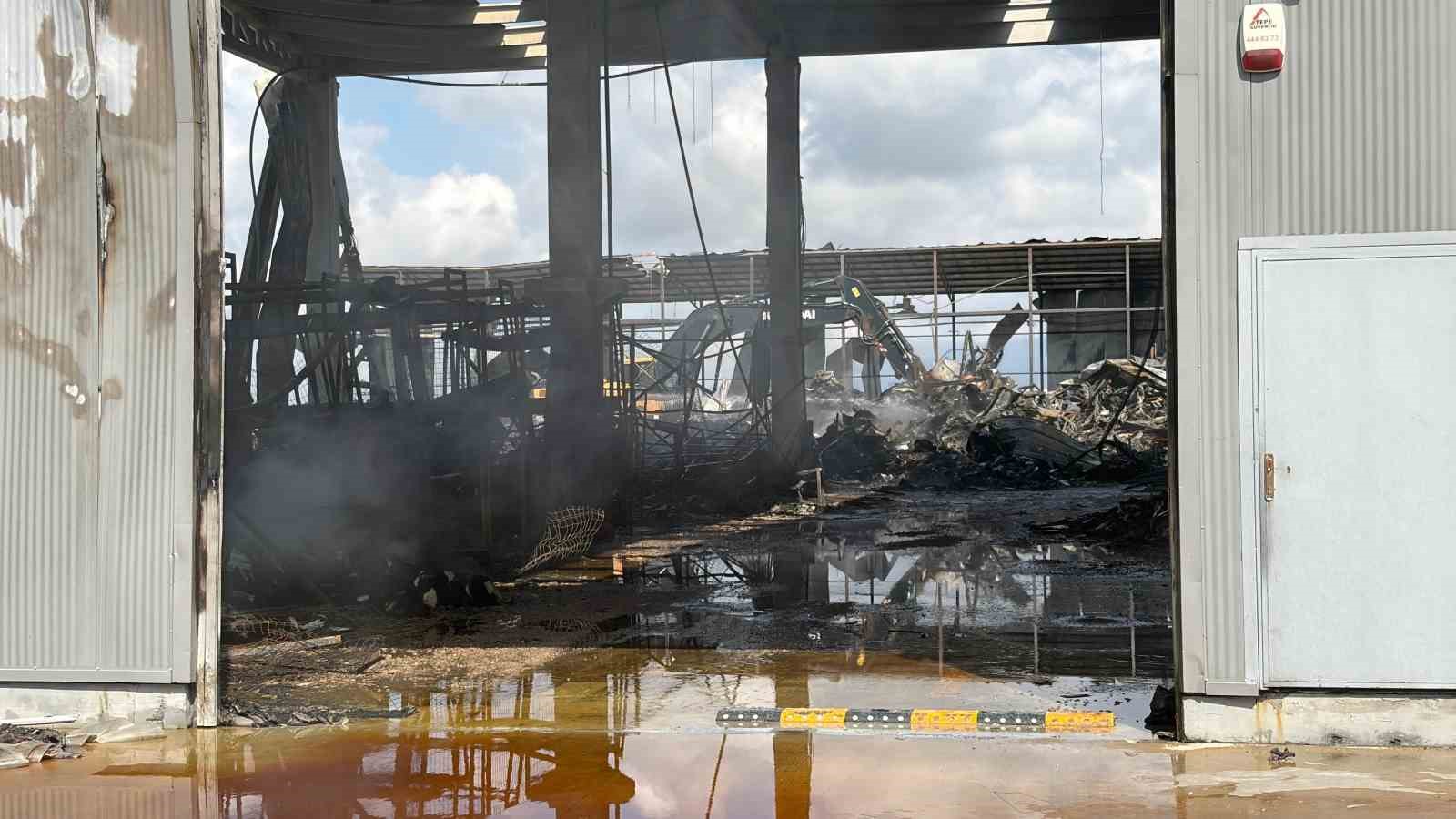 ankaradaki fabrika yangininin neden oldugu hasar gun aydinlaninca ortaya cikti 6 sMbyc2H2