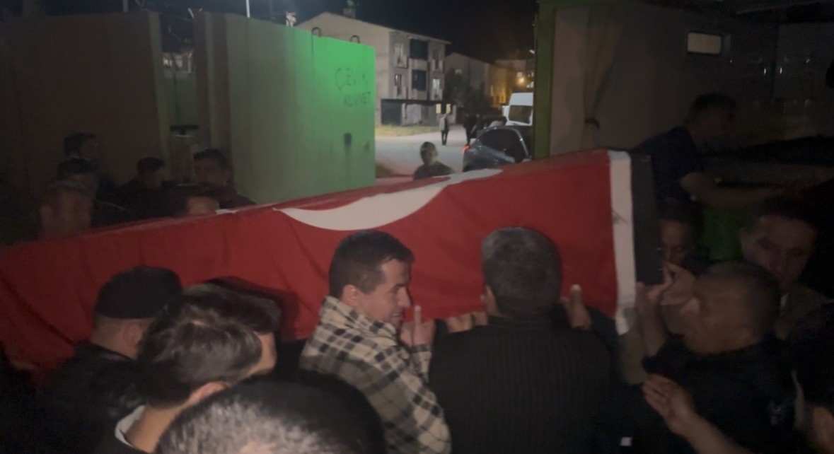 ankaradan getirilen gazi mirza keskinin naasi yuksekovada duzenlenen torenle topraga verildi 17 vaAia5f6