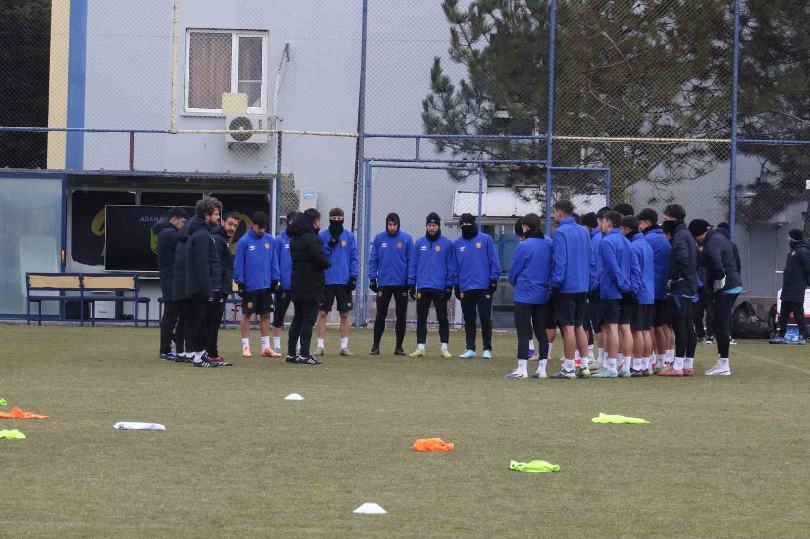 ankaragucu adana 1954 macinin hazirliklarini surduruyor 2 qwShbHNG