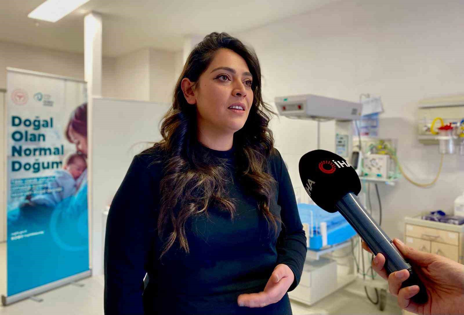 anne adaylarindan dogum agrilarini azaltan suda dogum yontemine buyuk talep 3 AheGA7Tw