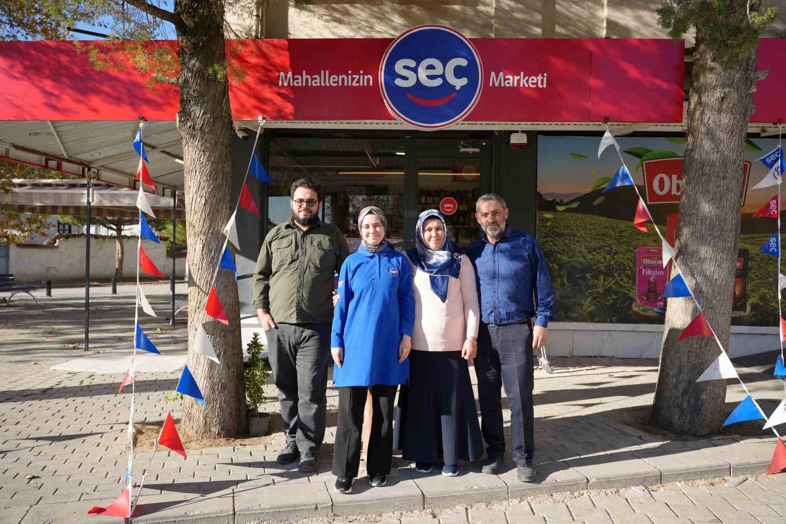 anne ile kizinin hayali sec market ile gercege donustu 0 JfeqGe9t