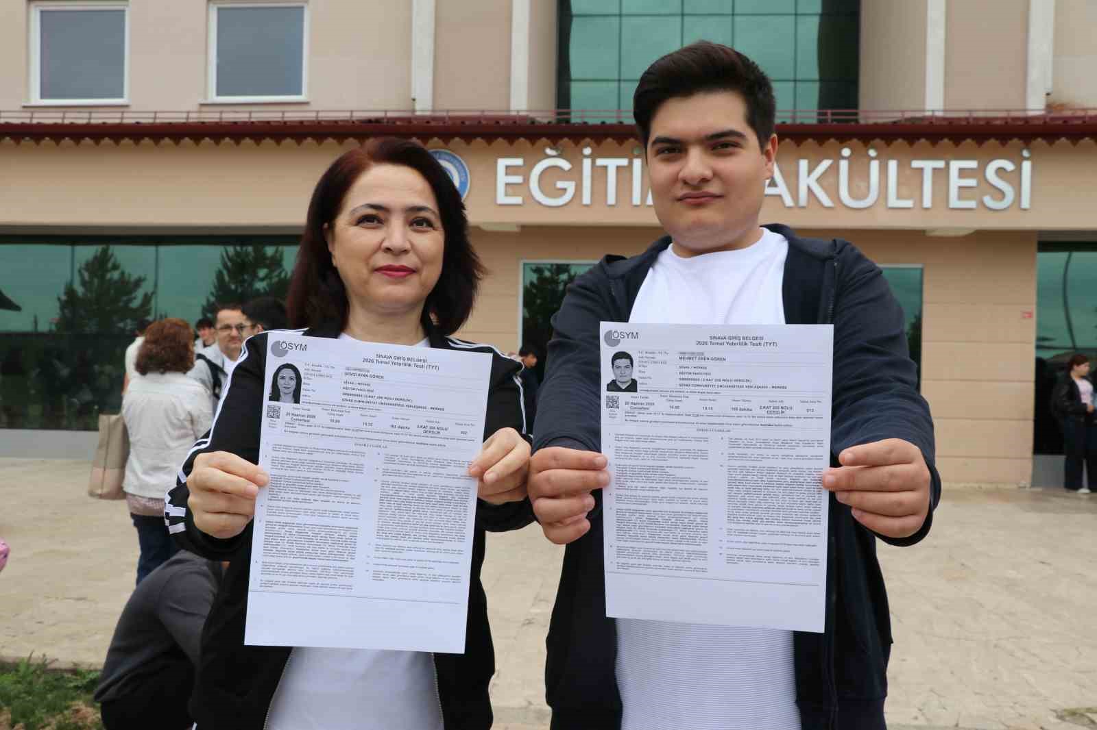 Anne oğul bitişik sınıflarda sınava girdi 5 anne ogul bitisik siniflarda sinava girdi 1 1QLRq2sy